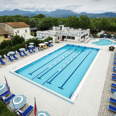 Camping La Pineta Viareggio Extérieur photo