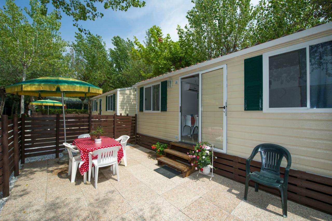 Camping La Pineta Viareggio Extérieur photo
